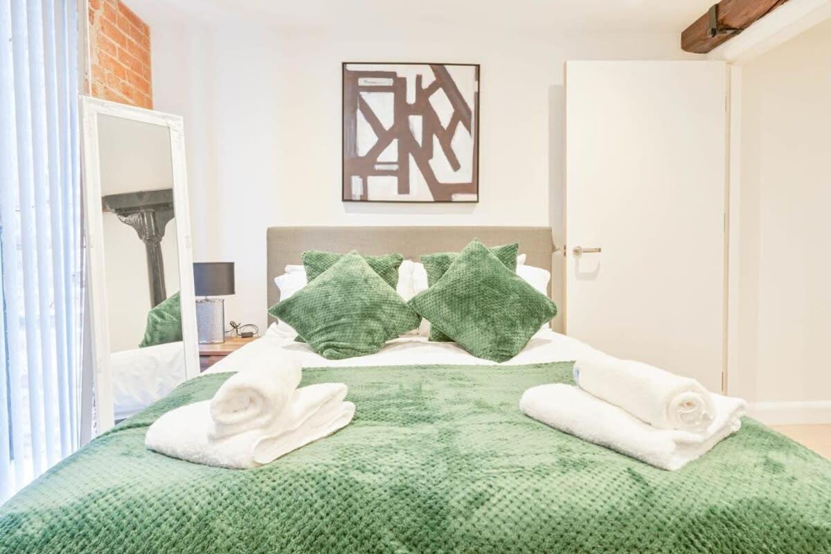 Modern 1 Bed Apartment In Burton-On-Trent Ngoại thất bức ảnh